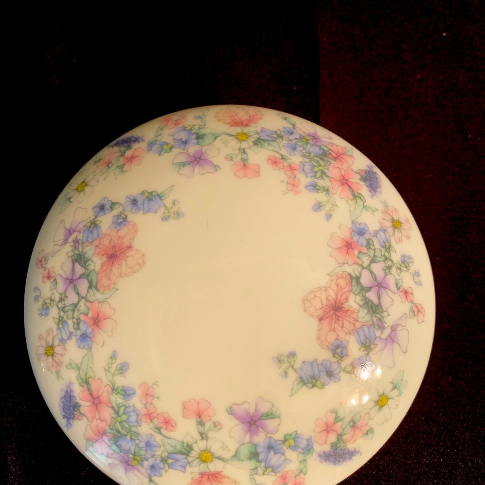 Wedgwood  Angela Bone China Trinket Box